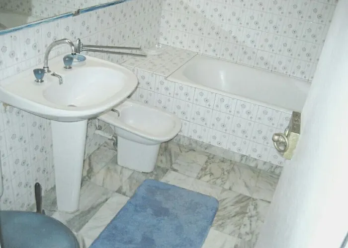 Merveilleux, Sur La Et Acces Direct A La Apartment